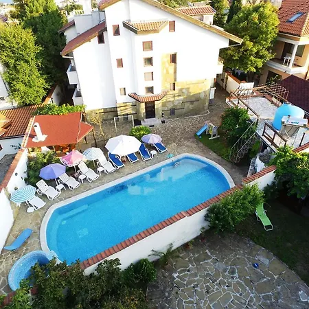Guest house Yanita 4*