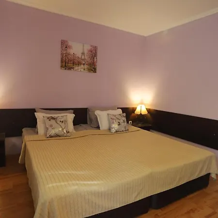 Yanita Guest house